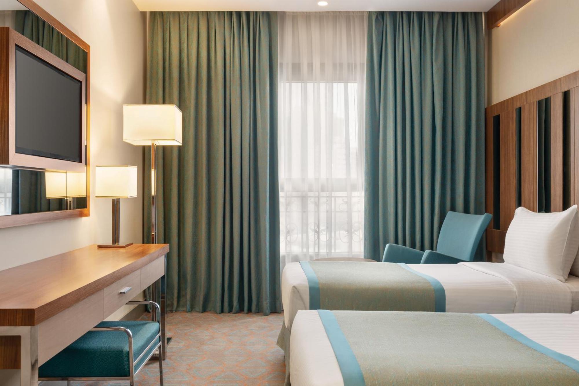 מכה Ramada By Wyndham Makkah Zad Al Tayseer מראה חיצוני תמונה