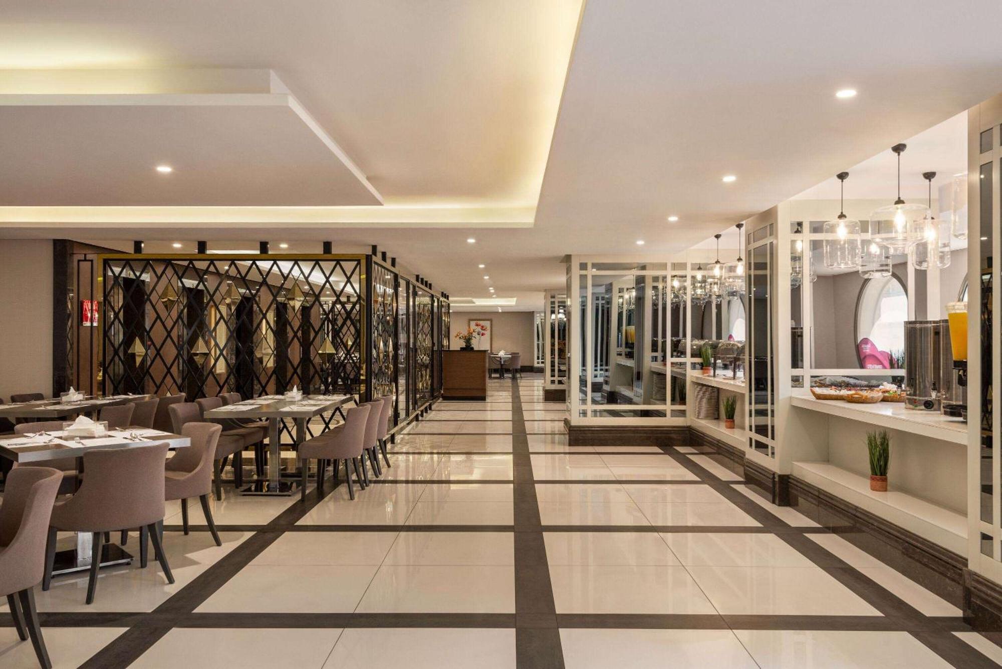 מכה Ramada By Wyndham Makkah Zad Al Tayseer מראה חיצוני תמונה
