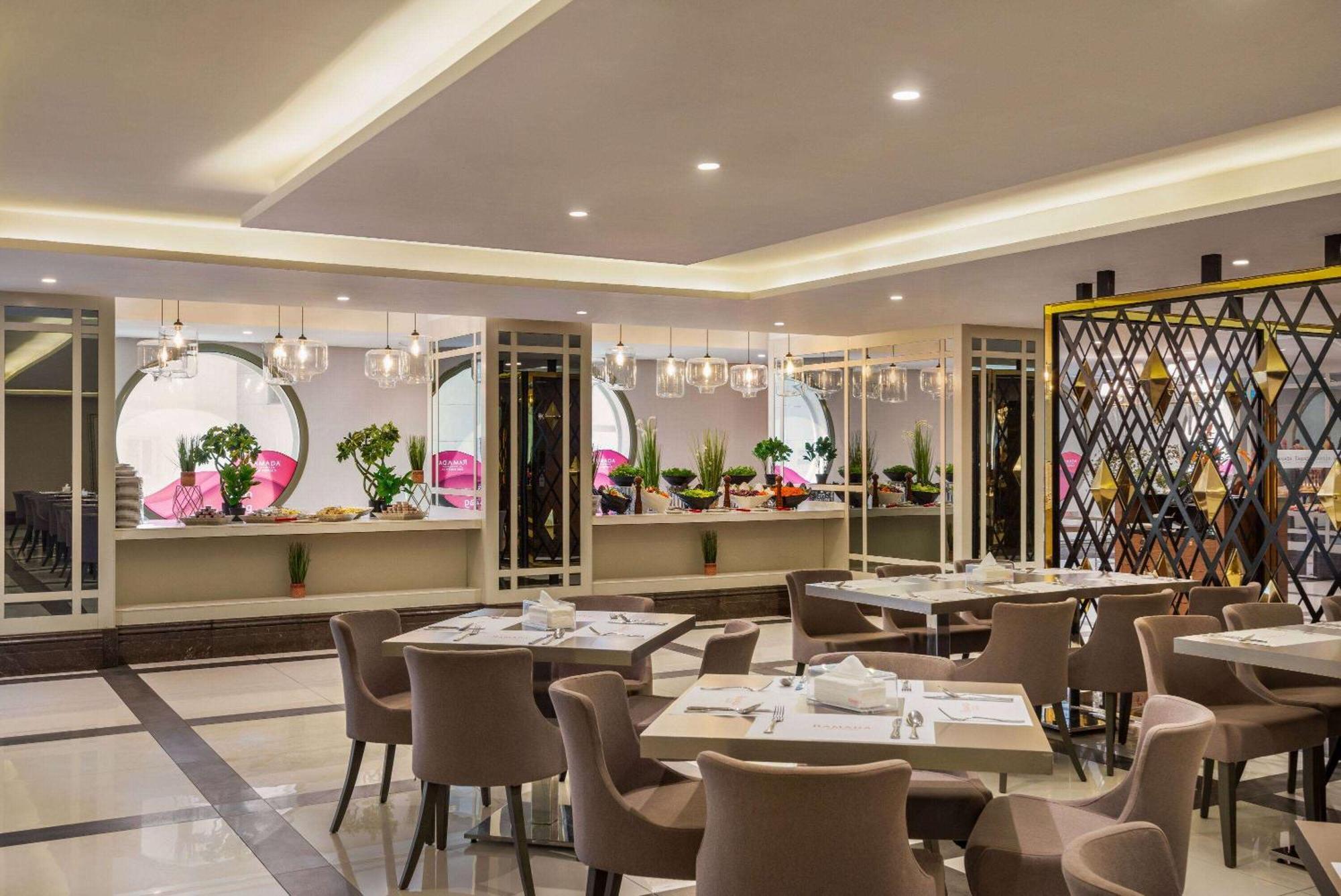 מכה Ramada By Wyndham Makkah Zad Al Tayseer מראה חיצוני תמונה
